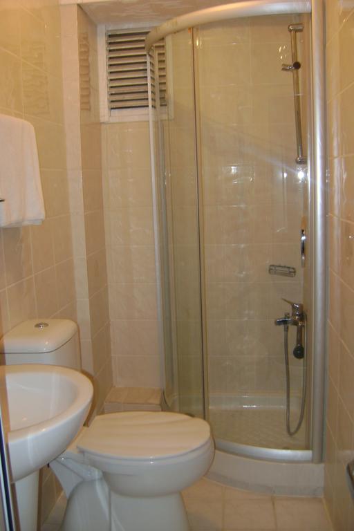 Hotel Ay Estambul Habitación foto