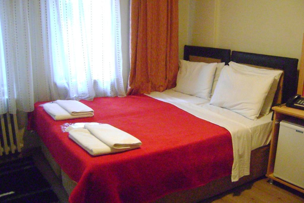 Hotel Ay Estambul Habitación foto